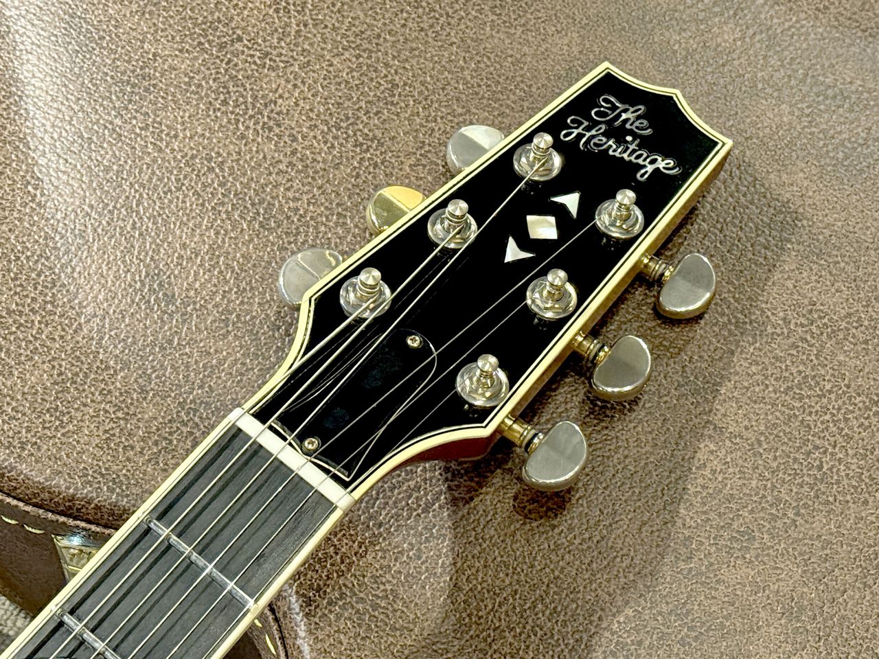 Heritage H-555 Almond Sunburst（中古）【楽器検索デジマート】