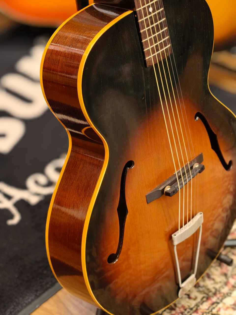 Gibson L-48 Sunburst 【1954年製Vintage】（ビンテージ）【楽器検索
