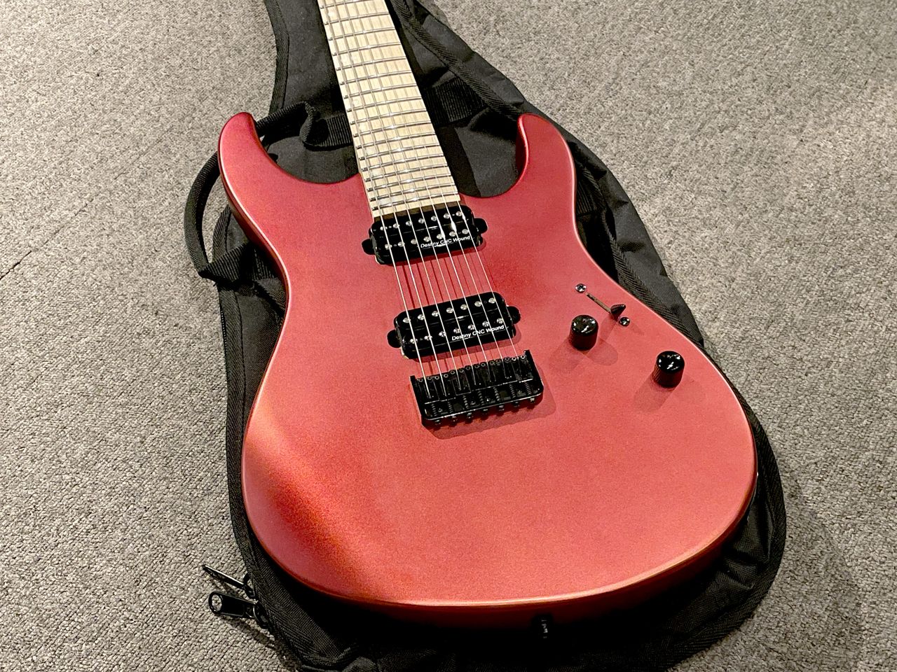 Inyen Vina Guitars 8弦 Custom Shop IYV 8 string LP style/Inyen Vina Guitars are