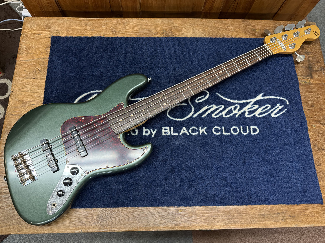 Black Smoker TM BETA J5 /SGM（新品）【楽器検索デジマート】