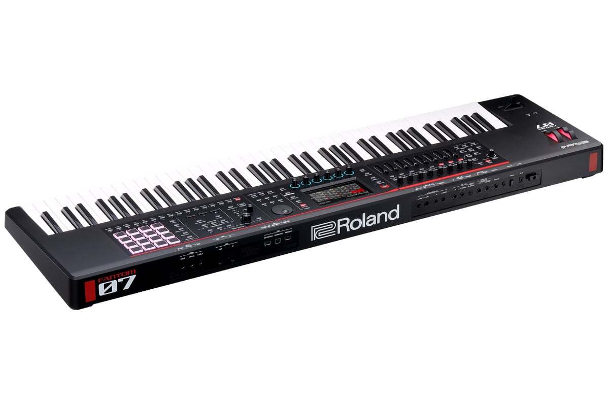 Roland FANTOM-07 [キーボードアンプ + 純正高品位キャリング・バッグ 