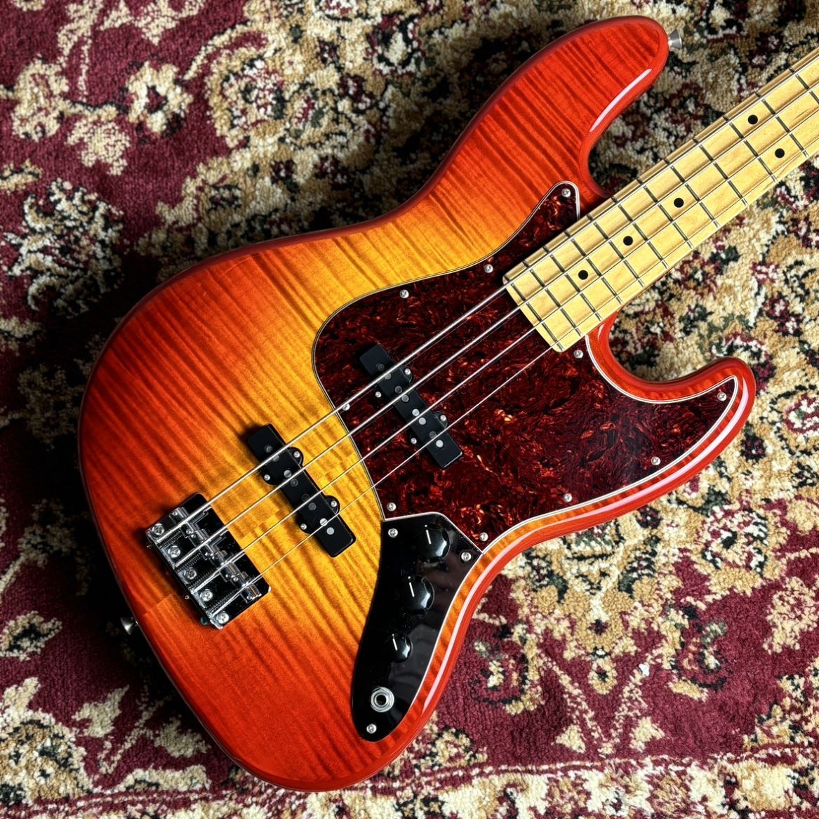 エレキベース バール・メイプル レッド・オレンジ Fender 2024 Collection Made in Japan Hybrid II Jazz Bass Maple