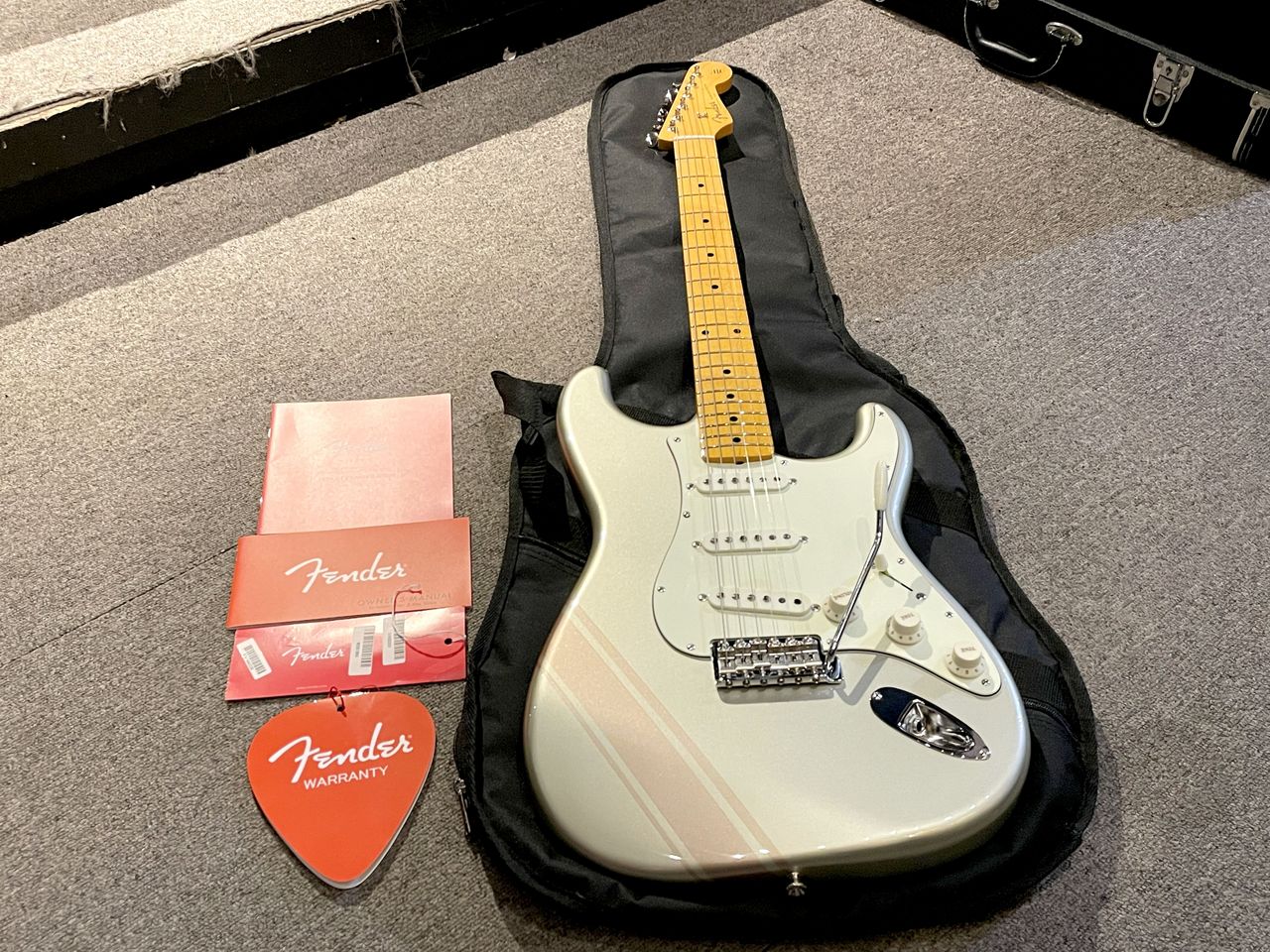 Fender FSR Made In Japan Traditional 50s Stratocaster with ...