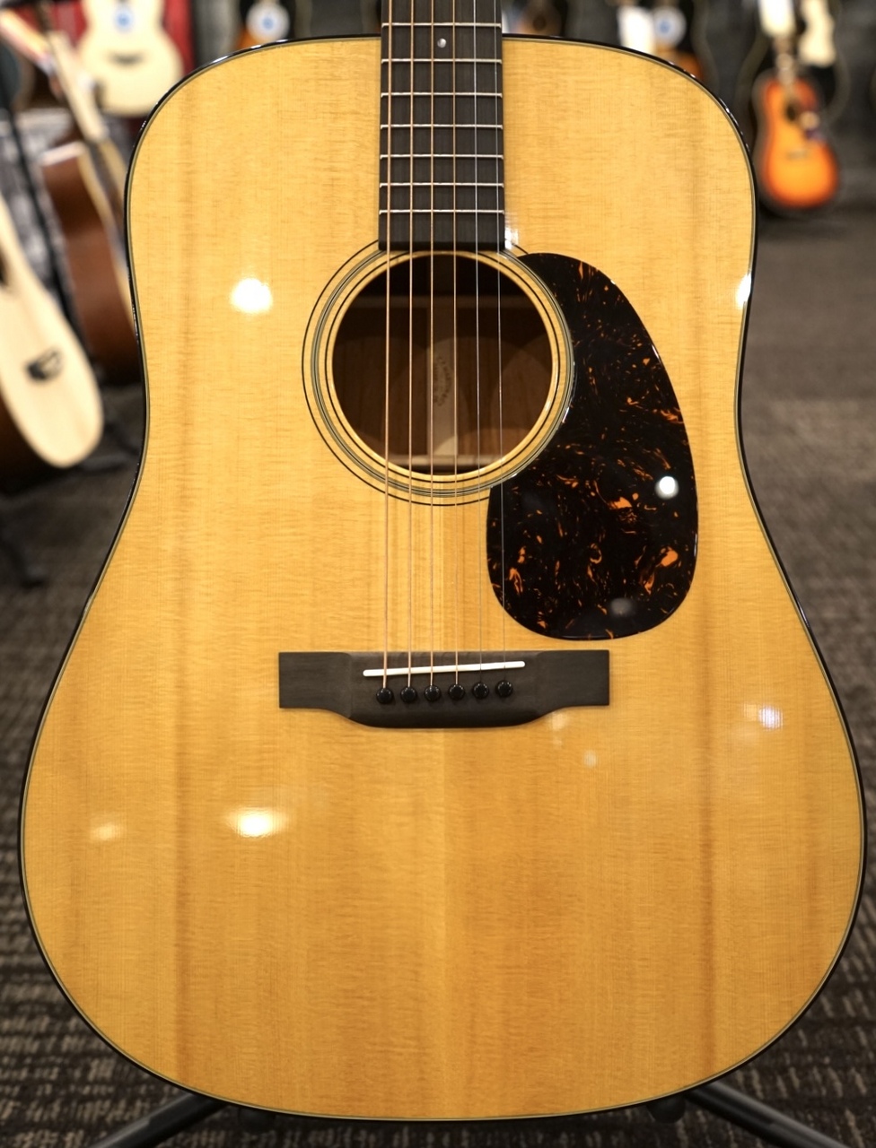 Martin 【USED】D-18 Standard '22年製【48回無金利】【ケース