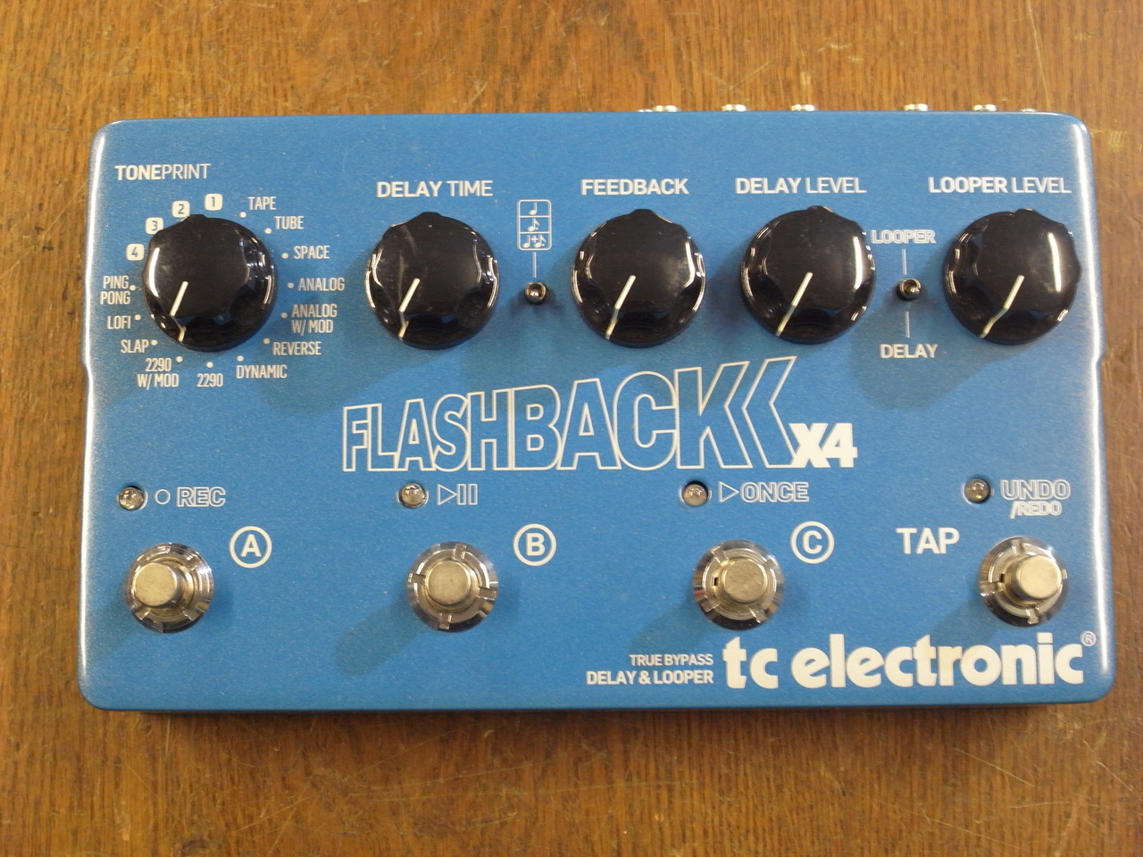 tc electronic FLASHBACK X4（新品）【楽器検索デジマート】