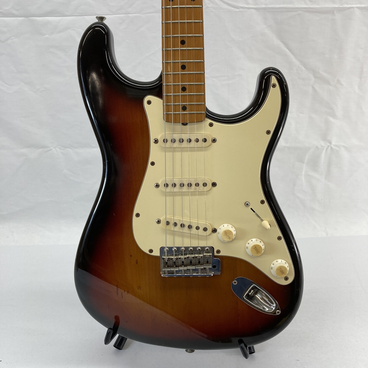 Fender Japan ST62-85 Maple Neck 3Tone Sunburst JVシリアル 1983年 