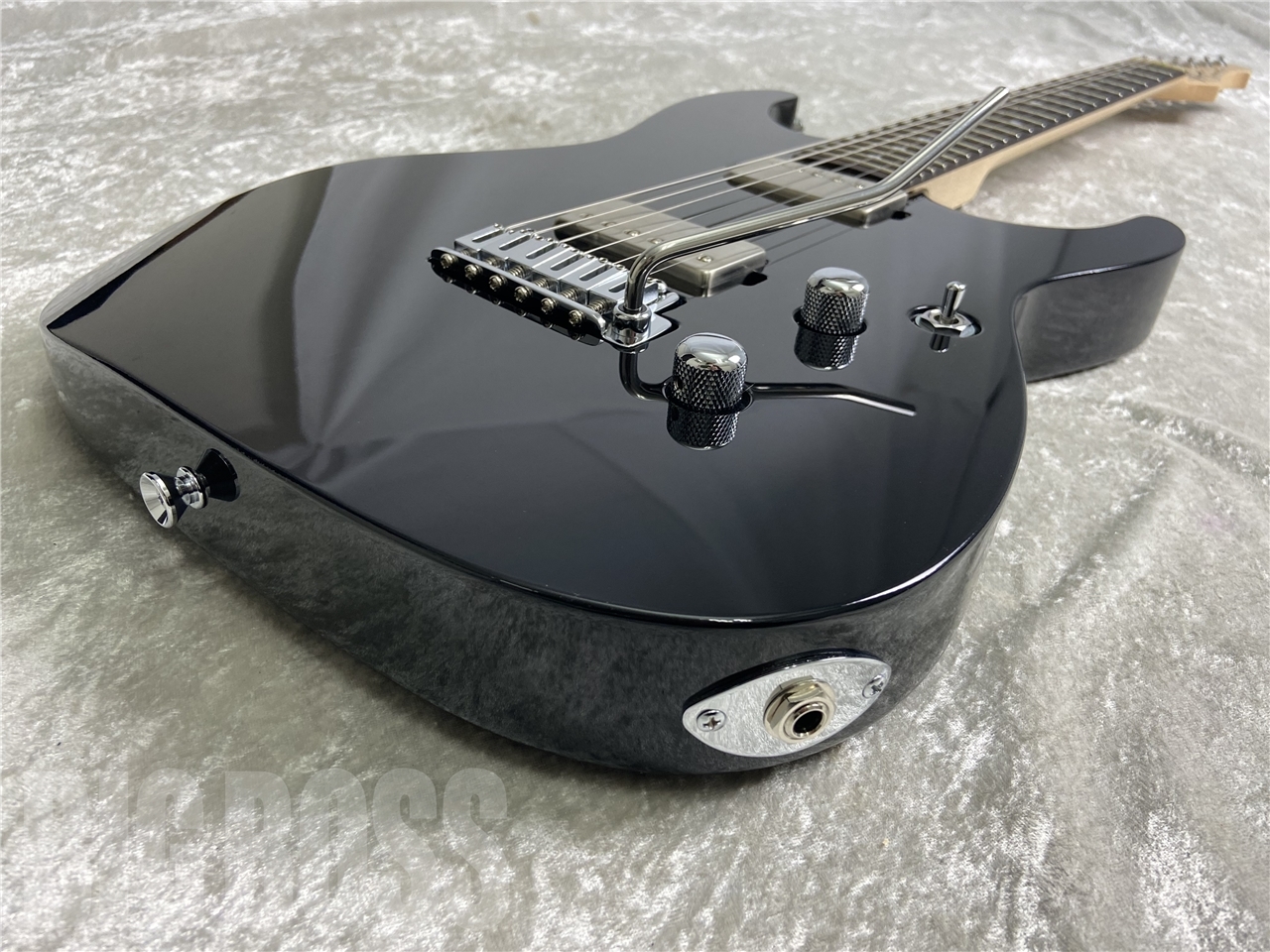 Addictone Custom Guitars Arena / Black（新品/送料無料）【楽器検索