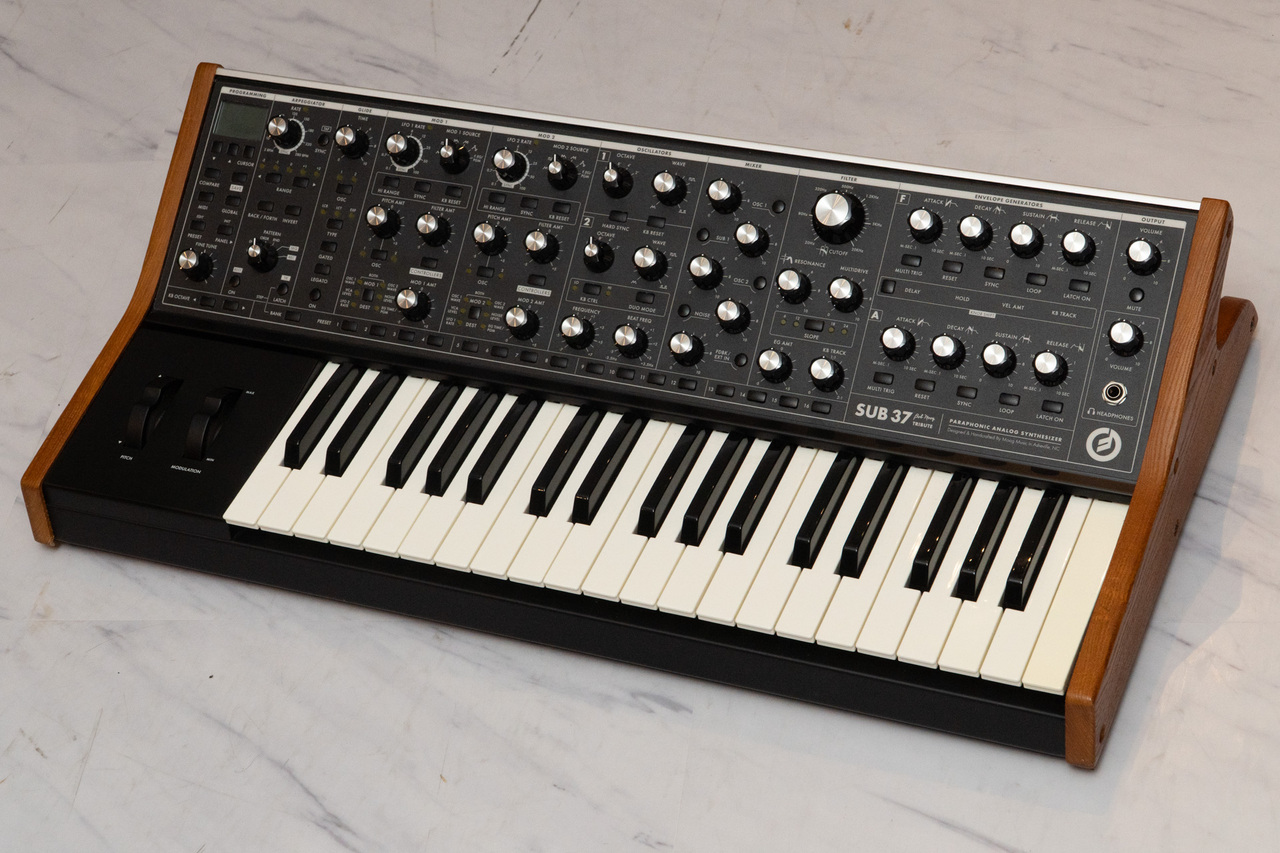 Moog SUB 37 tribute【GIB横浜】（中古/送料無料）【楽器検索デジマート】