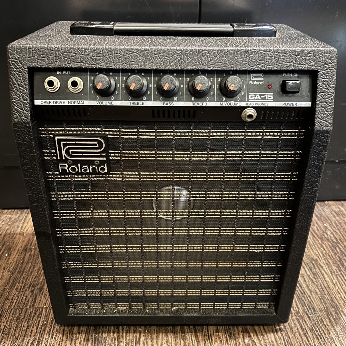 Roland GA-15 Guitar Amplifier（中古/送料無料）【楽器検索デジマート】