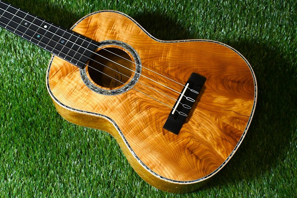 Millar Baritone Custom 台湾ヒノキ（新品）【楽器検索デジマート】
