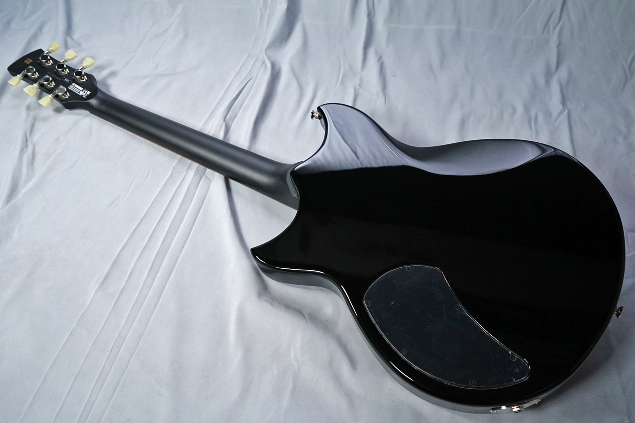 YAMAHA RSE20 Black エレキギター REVSTARシリーズ（新品/送料無料