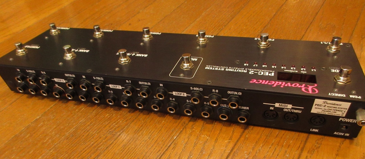 Providence PEC-2 エフェクタースイッチャー Providence PEC-2 Programmable Effects Controller | Vision Guitar
