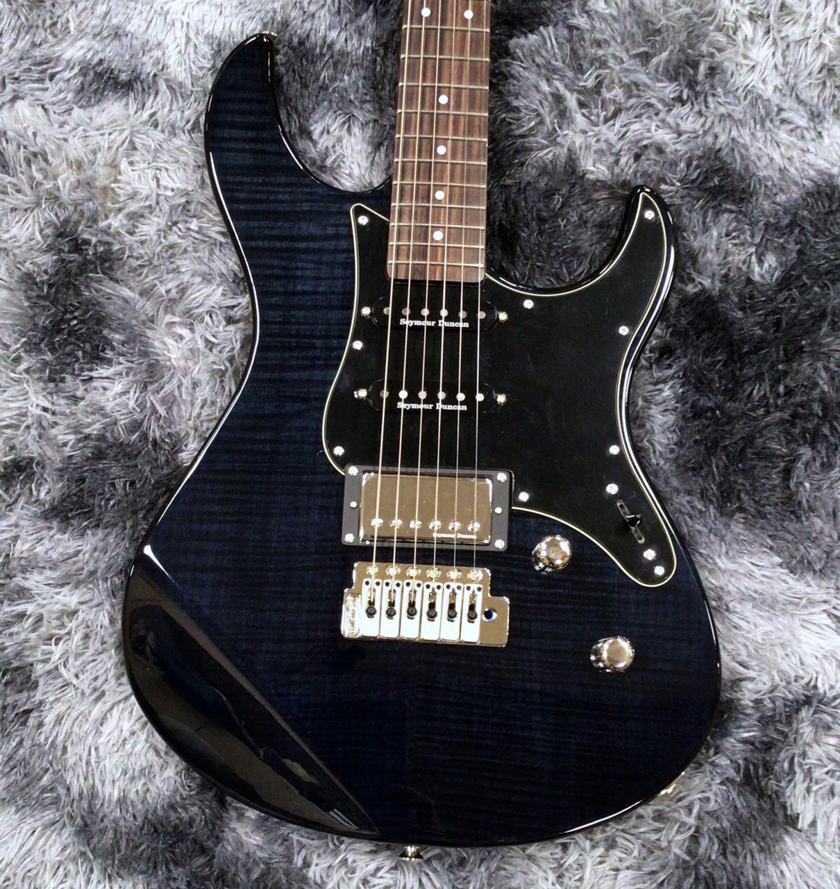 YAMAHA PACIFICA612VIIFM TBL (Trancelucent Black)【大人気モデル】