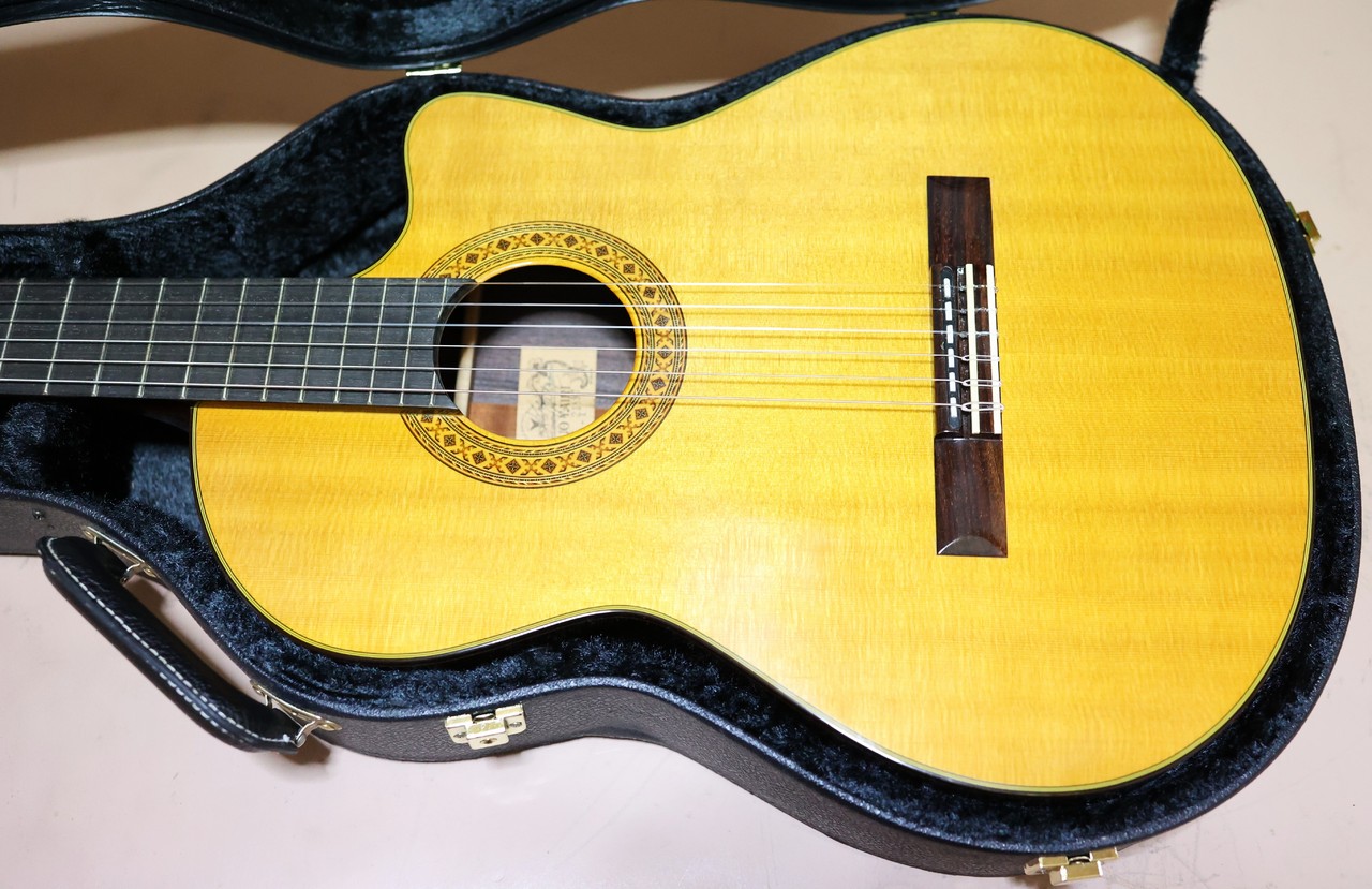 K.Yairi CE-1 クラシックギターのネック幅(ナット幅50mm)（中古