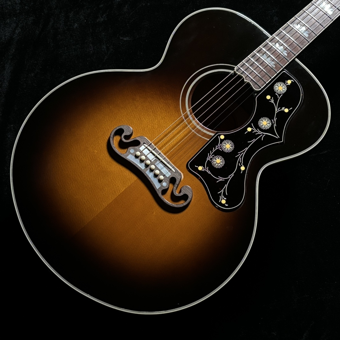 Gibson SJ-200