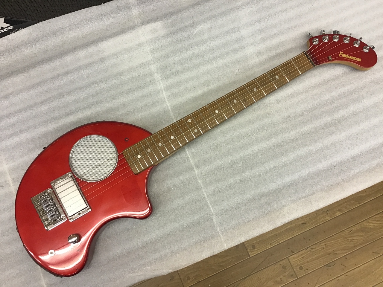 DIGI-ZO FERNANDES レッド＊一式セット フェルナンデス(FERNANDES)|DIGI-ZO HYPER|【ハードオフ公式通販】オフ ギター