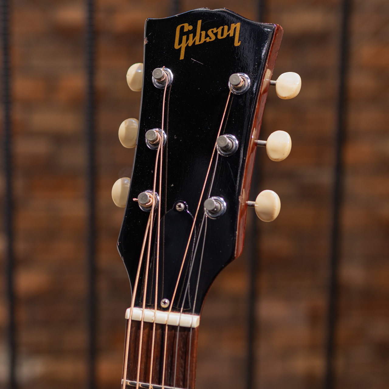 Gibson B-25 Red / 1968-1969（ビンテージ）【楽器検索デジマート】