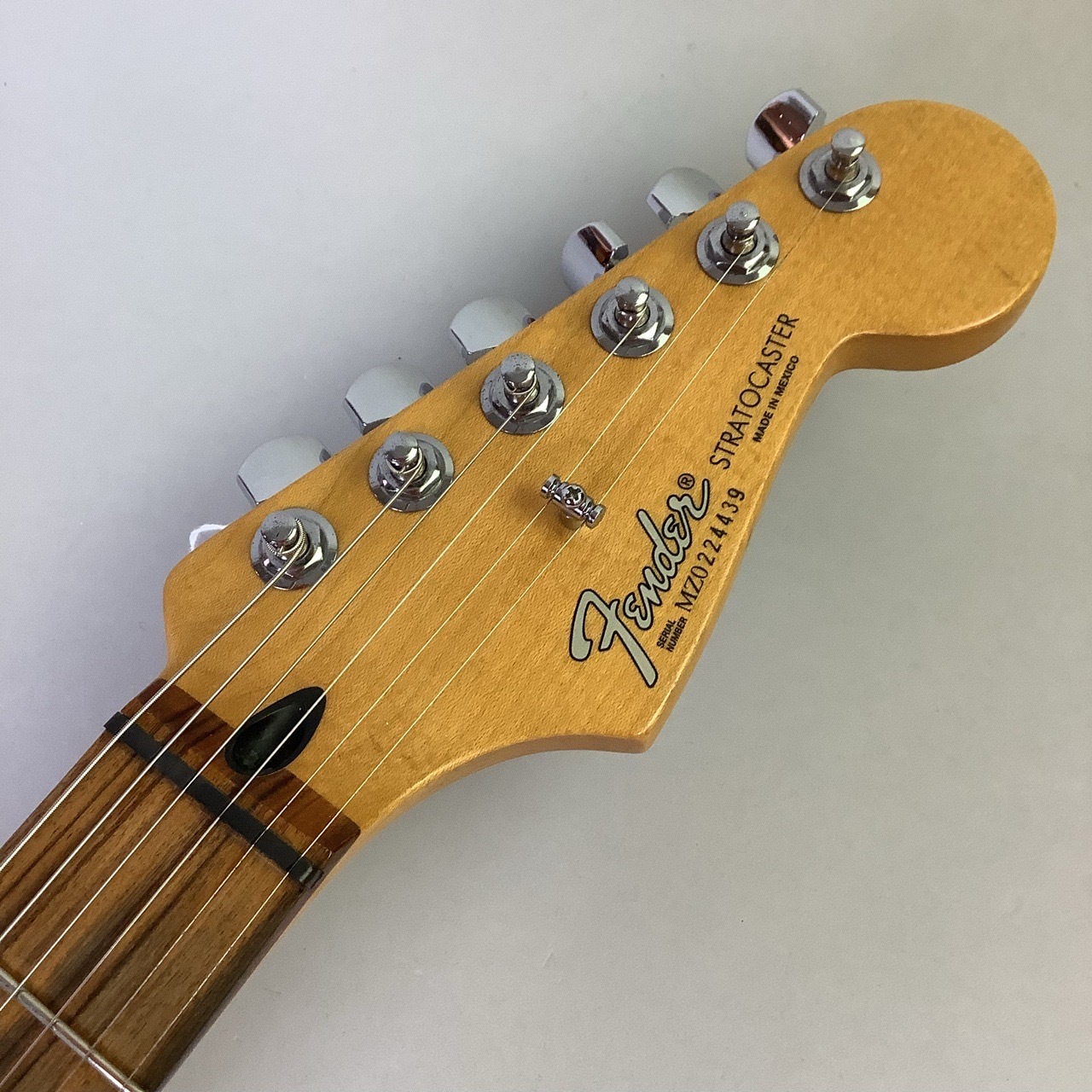 フェンダー メキシコ製 ストラトキャスター pre-wired ピックガード