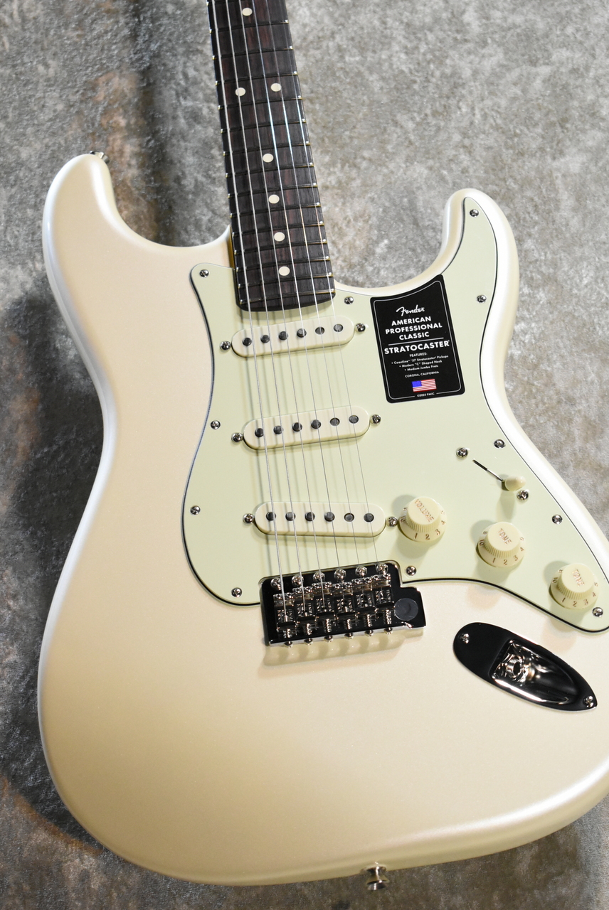 m*u様 【Fender】American Classic Stratocast Fender LTD AMERICAN PROFESSIONAL CLASSIC STRATOCASTER Olympic
