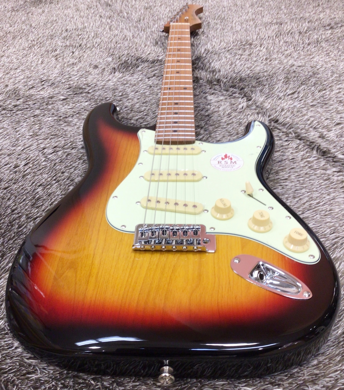バッカス ストラトローステッドメイプル指板3TS BST-1-RSM/M Bacchus BST-1-RSM/M エレキギター初心者14点セット 【VOXアンプ