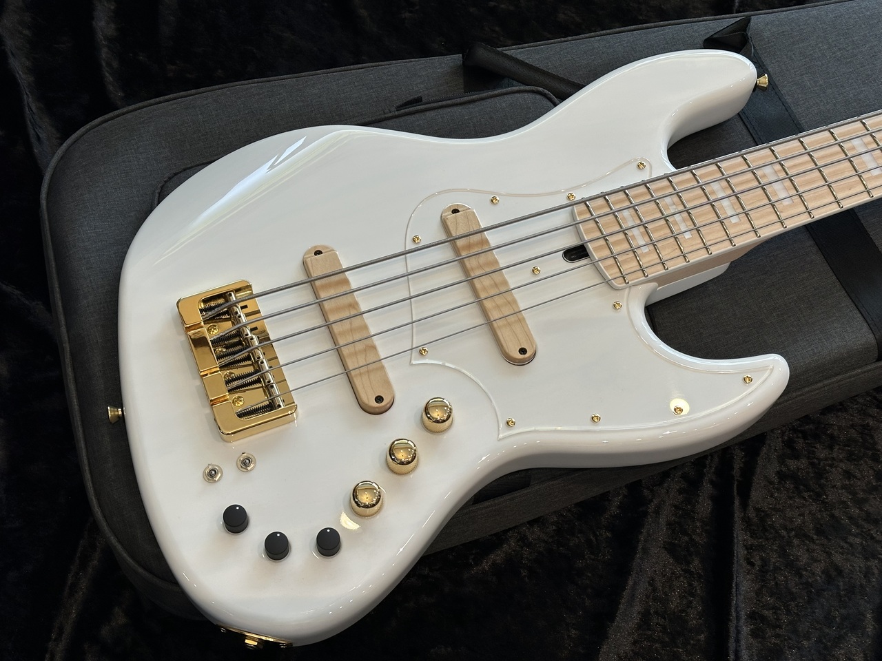 Xotic XJ-1T 5st 初期モデル new】Xotic / XJ-1T 5st Gold Metalic S.L-Aged/Alder/M 4.590kg