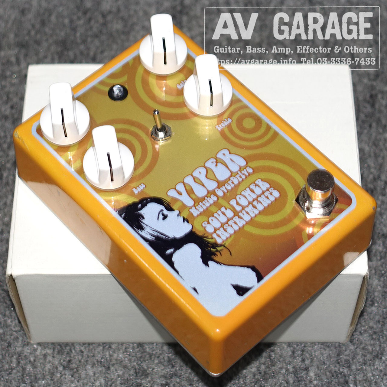 Soul Power Instruments製 Viper NUTUBE搭載 ギター
