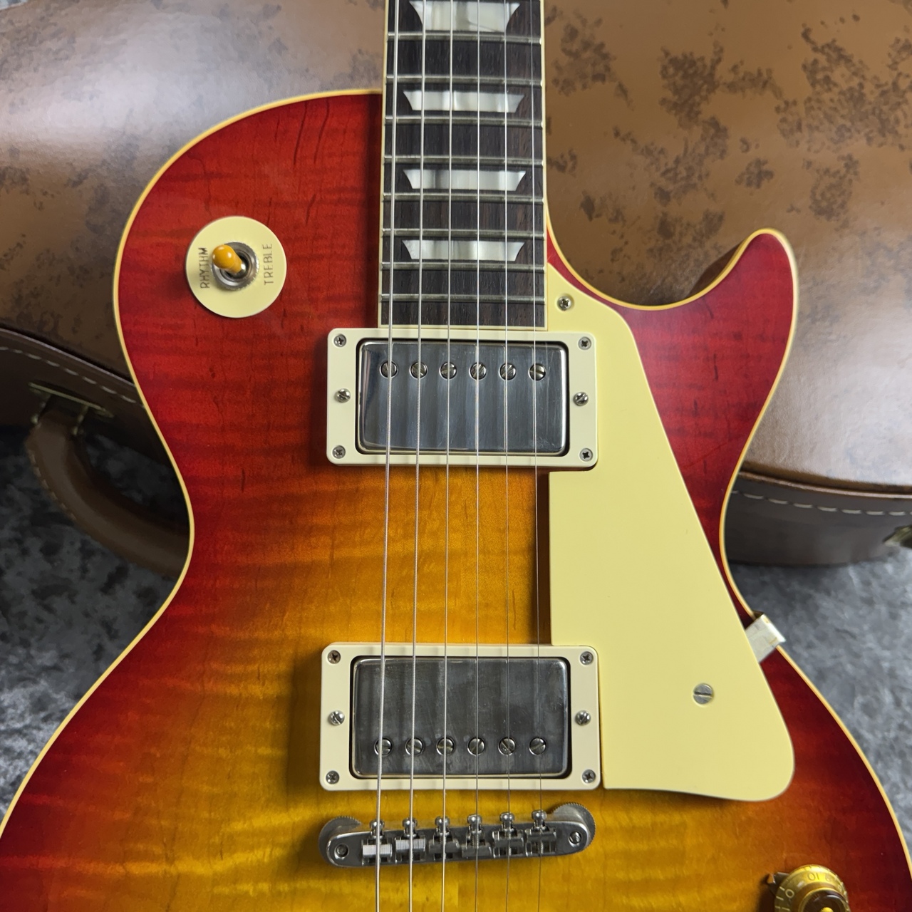 Gibson Custom Shop 【極上フィギュアド杢・極上指板】1959 Les
