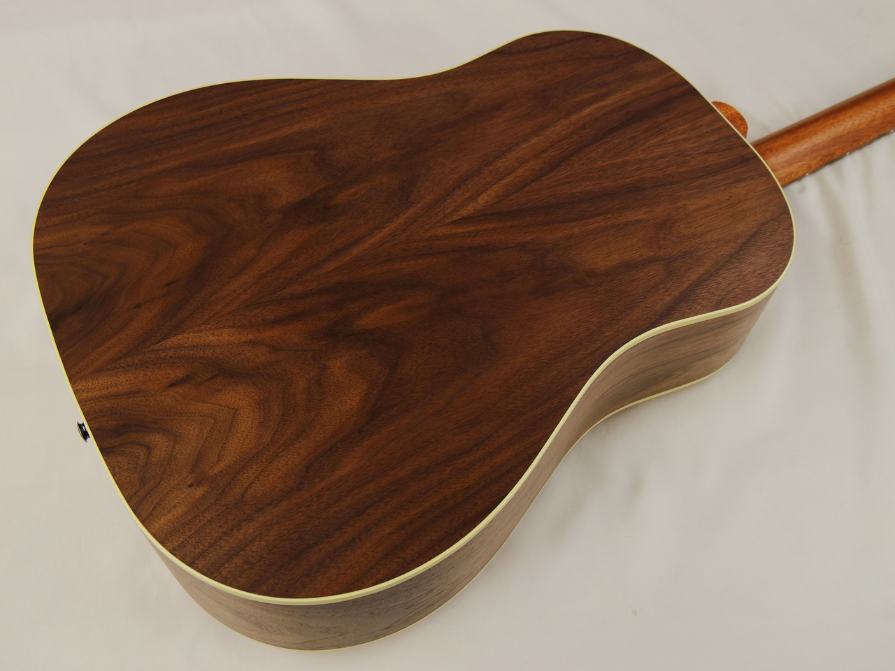 Gibson J-45 Studio Walnut (Satin Natural)（新品/送料無料）【楽器