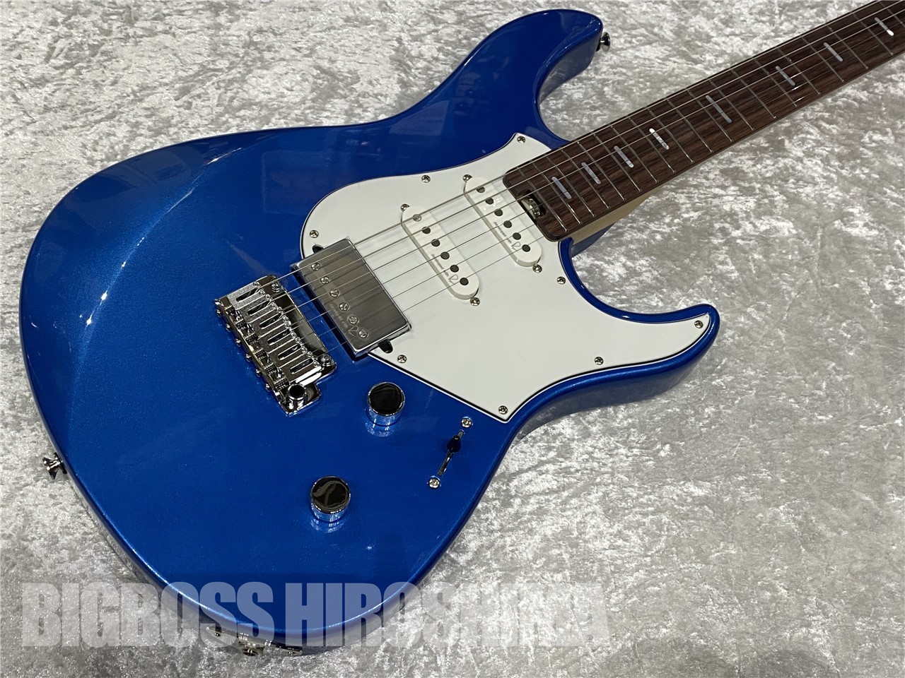 YAMAHA Pacifica Standard Plus スパークルブルー YAMAHA ( ヤマハ ) Pacifica Standard Plus SPARKLE BLUE 送料無料