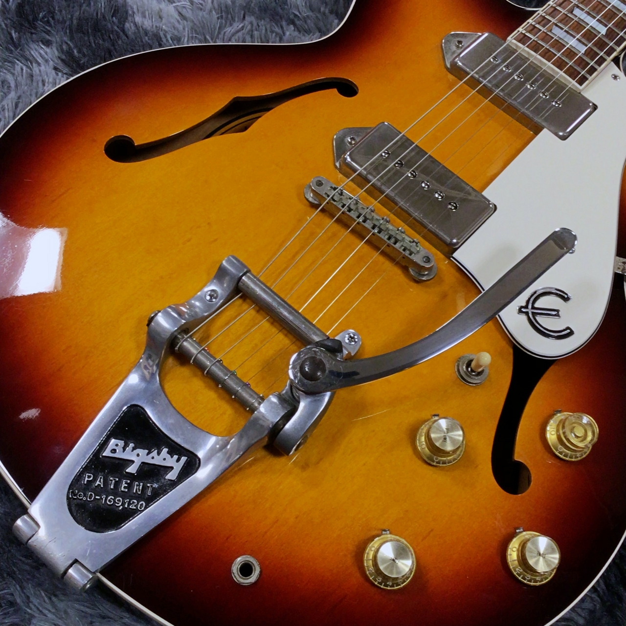 エピフォンカジノNA ビグズビー Epiphone カジノ NA ビグズビー エピフォン・カジノ！ビグスビー