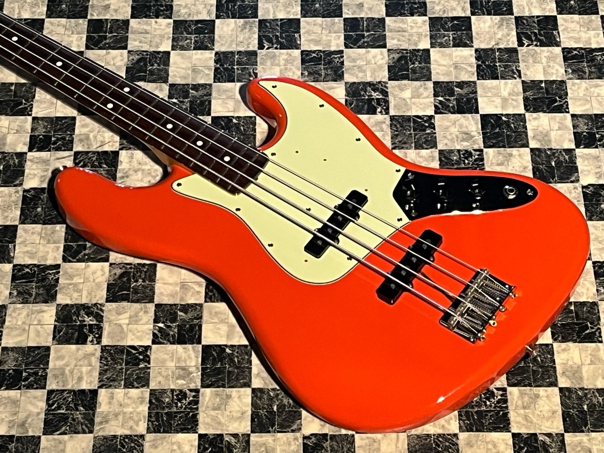 Fender Japan Jazz Bass JB62 Fiesta Red美品 Fender Japan Jazz Bass JB62 Fiesta Red美品 Fender Japan JB62-75US