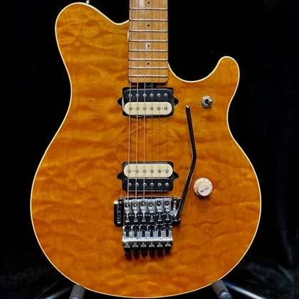 MUSIC MAN AXIS EX -Translucent Gold- 1990年代製【Refrets