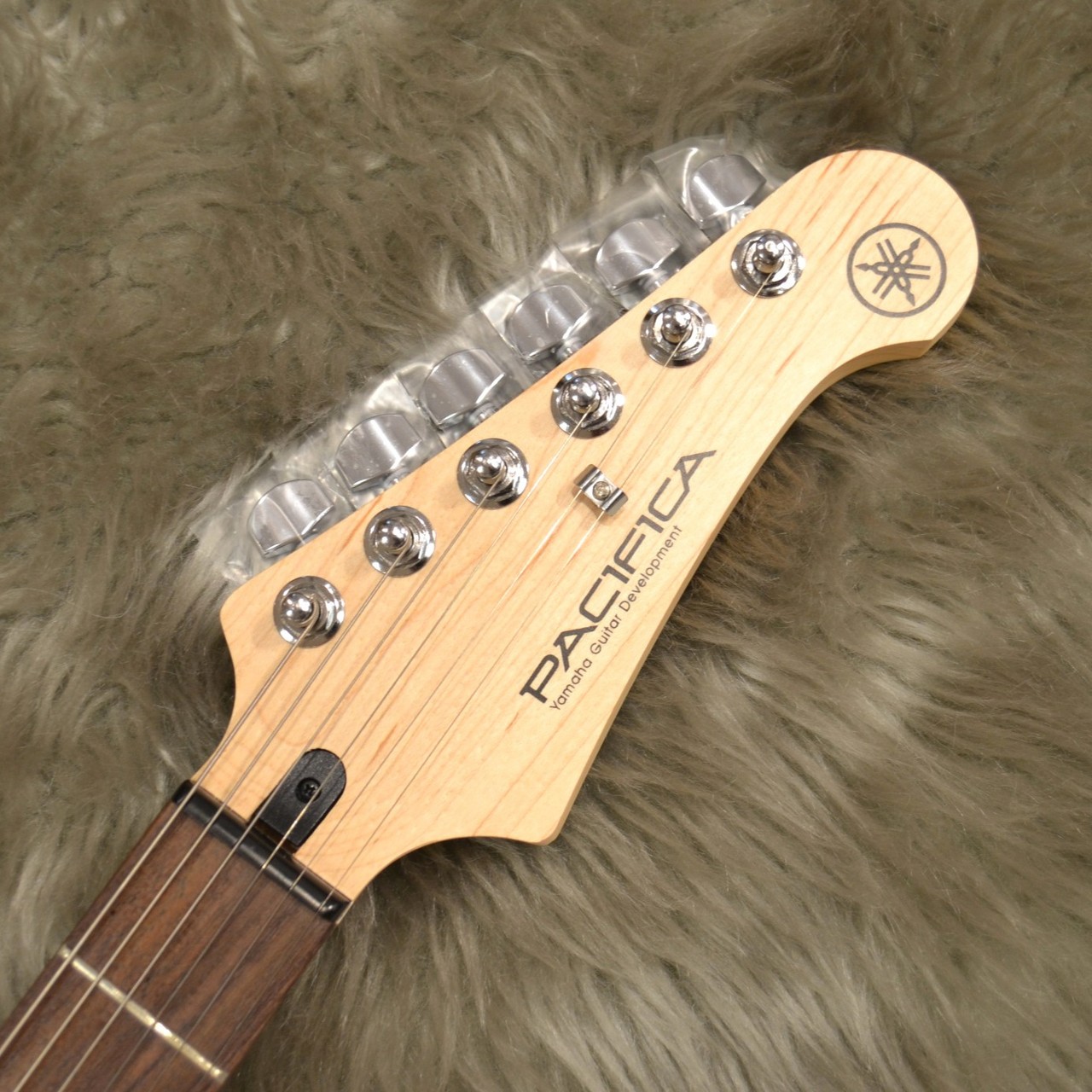 YAMAHA パシフィカ 112V イエローナチュラルサテン YAMAHA PACIFICA112V YNS イエローナチュラルサテンパシフィカ【現物