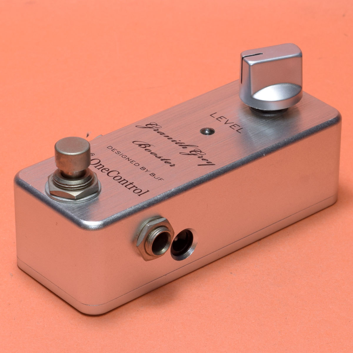 ONE CONTROL Granith Grey Booster 【福岡店】（中古）【楽器検索