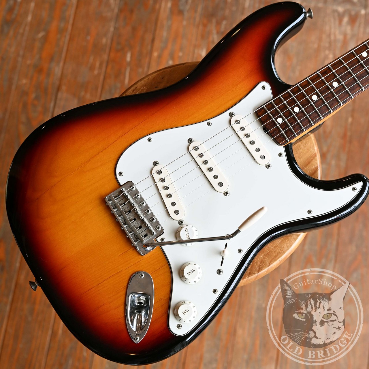 Fender American Vintage '62 Stratocaster 3-Color Sunburst（中古