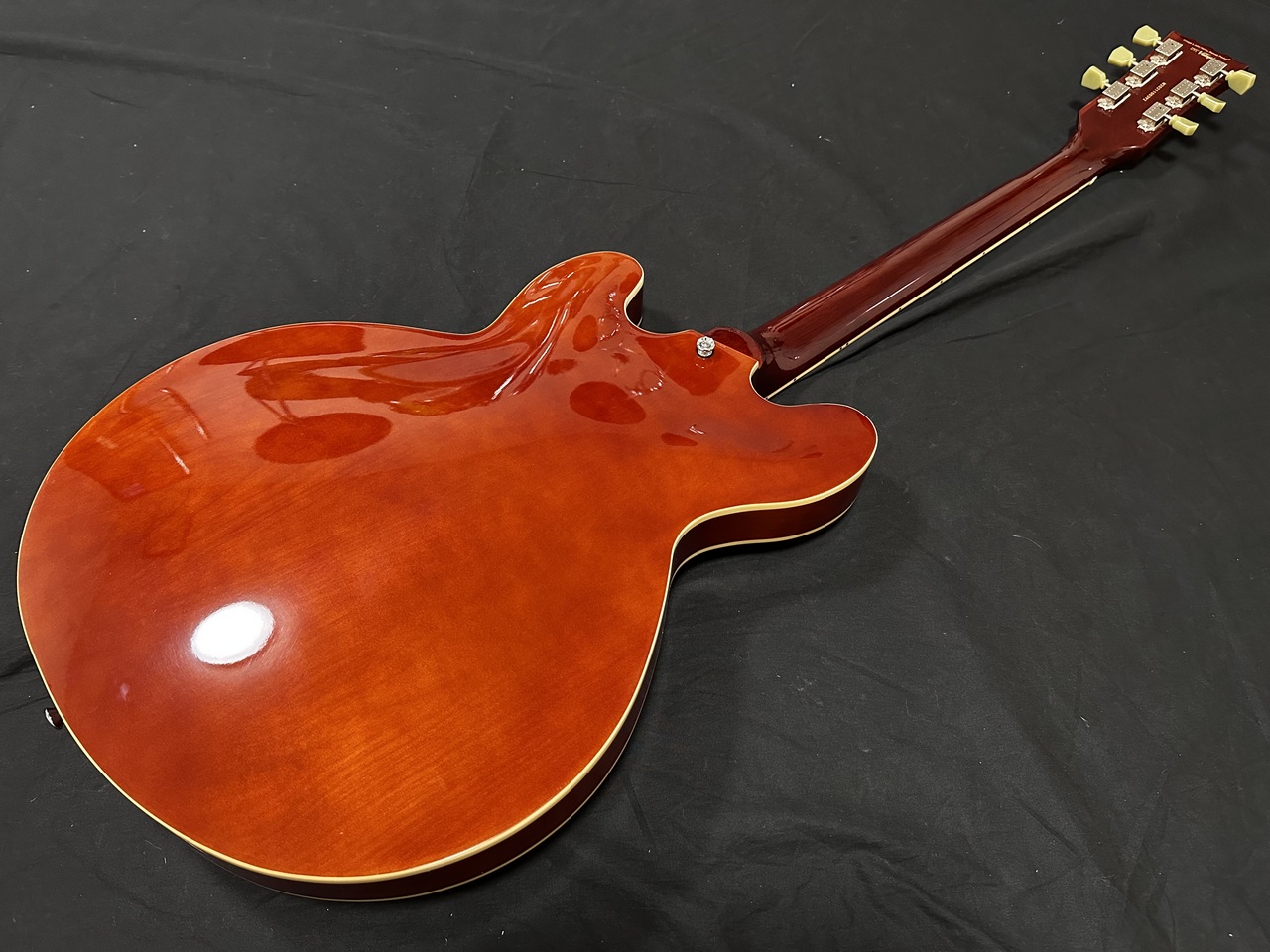 Vintage VSA500W(ヴィンテージ セミアコ) （新品）【楽器検索デジマート】
