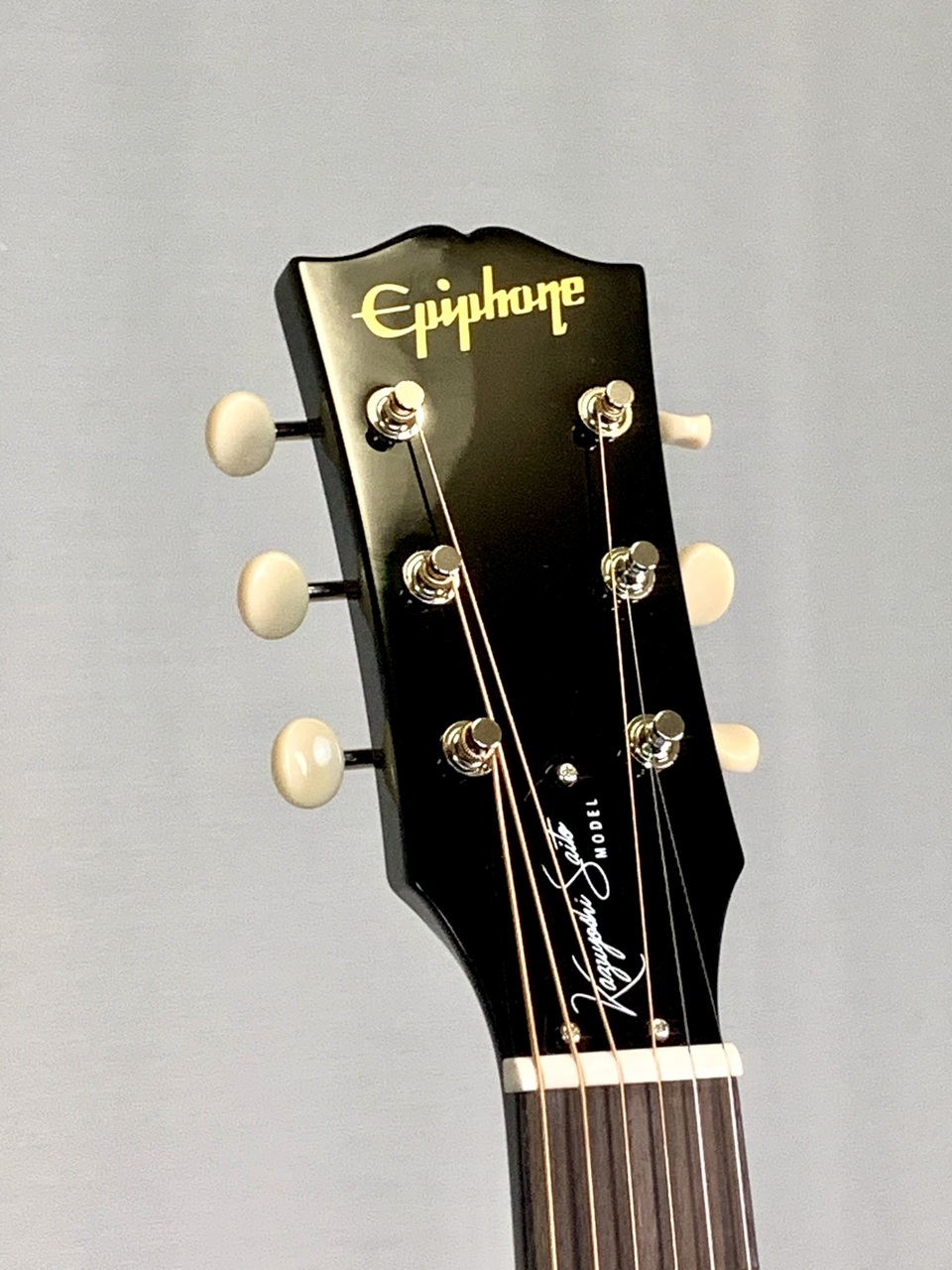 Epiphone Epiphone Inspired By Gibson Custom Kazuyoshi Saito J-45