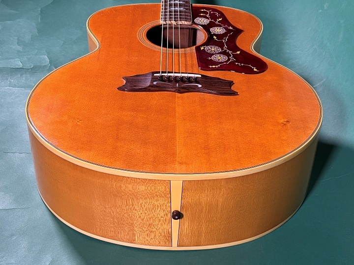 Gibson J-200 ARTIST NT（ビンテージ）【楽器検索デジマート】