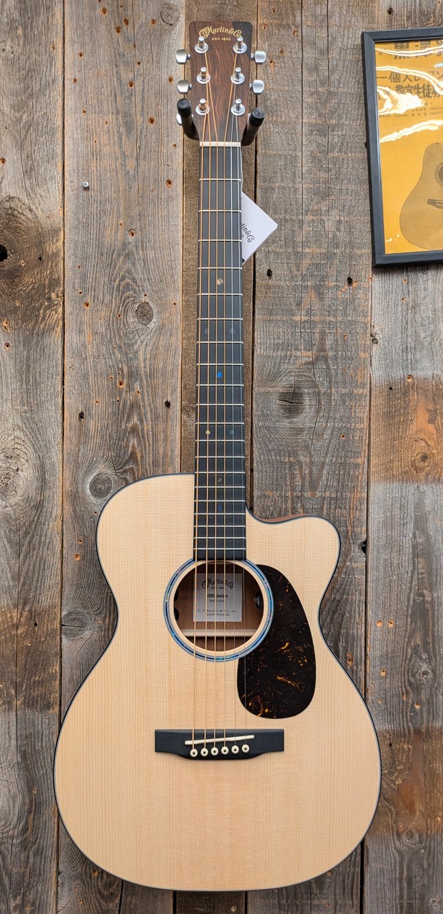 Martin 000CJRE #3067395 【ジュニアシリーズ×エレアコ】（新品/送料