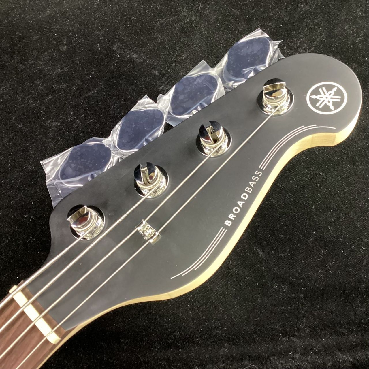 YAMAHA BB234 YNS (イエローナチュラルサテン) Yellow Natural satin