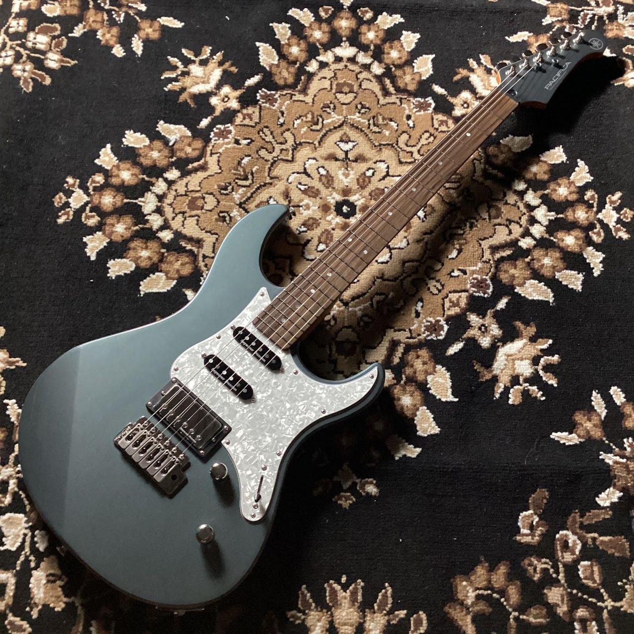 【期間限定値下げ】エレキギター YAMAHA PACIFICA112VMX YNSエレキギター 初心者14点セット