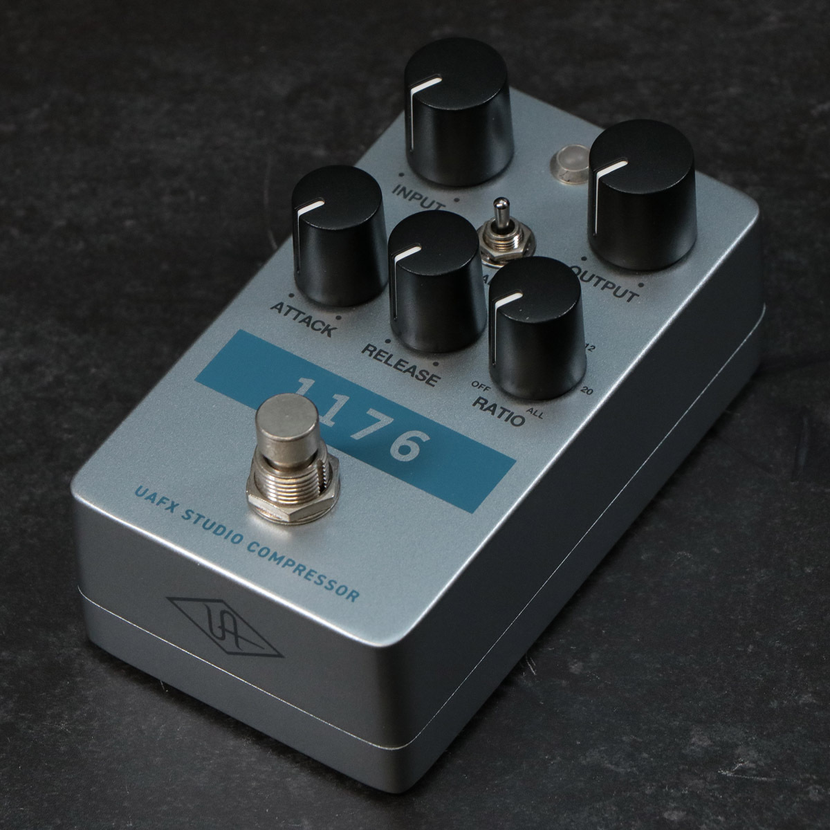 UAFX UNIVERSAL AUDIO 1176 コンプレッサー 数量限定特価] UNIVERSAL AUDIO UAFX 1176 Studio Compressor