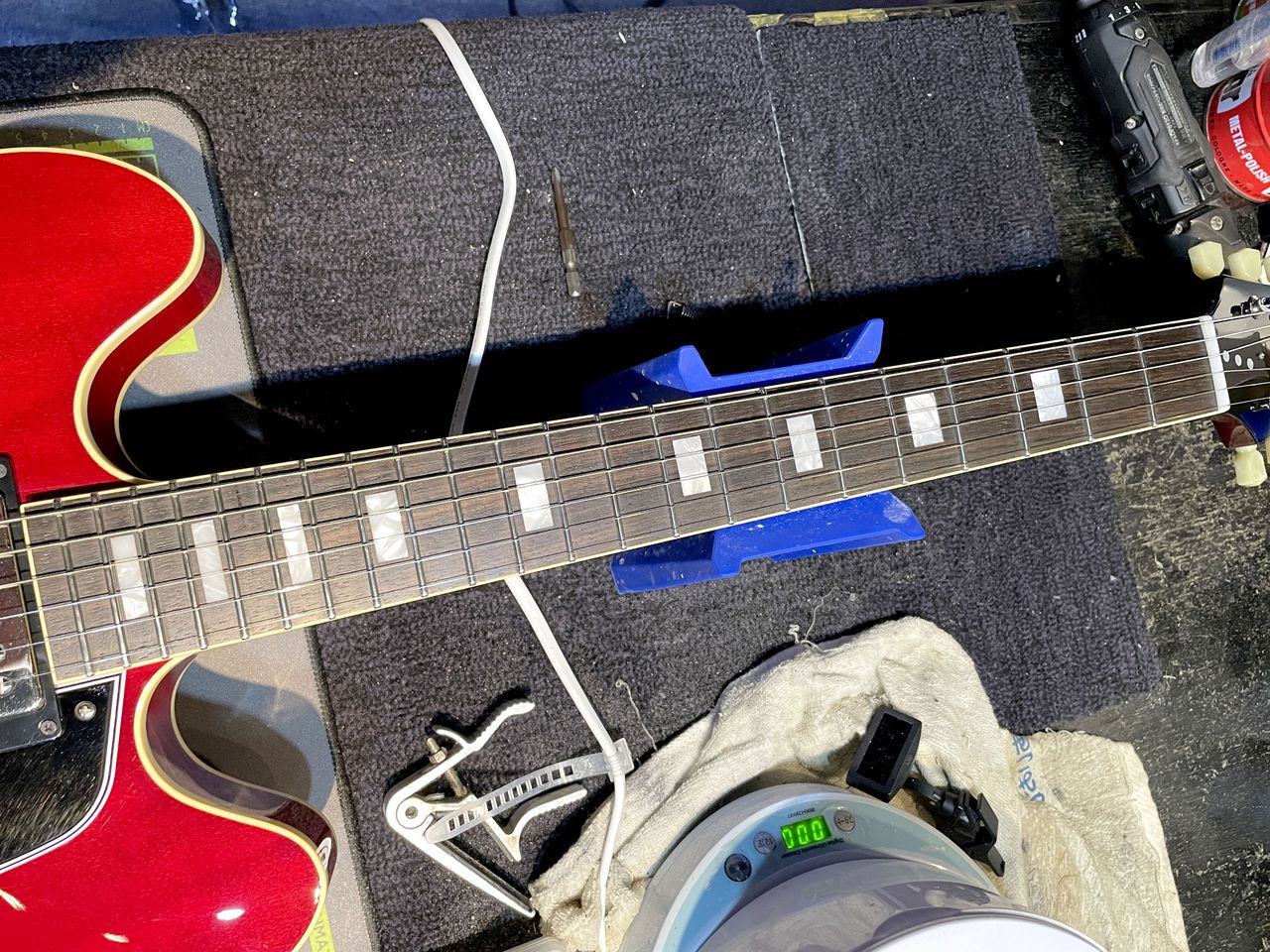 Three Dots Guitars SH Cherry（中古）【楽器検索デジマート】