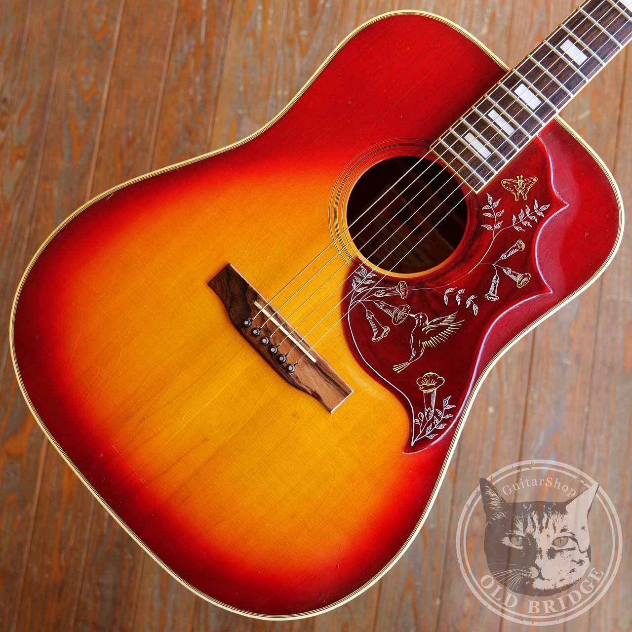 希少HummingBird Custom アコースティックギター　ヴィンテージ Gibson HUMMINGBIRD CUSTOM（ビンテージ）【楽器検索デジマート】