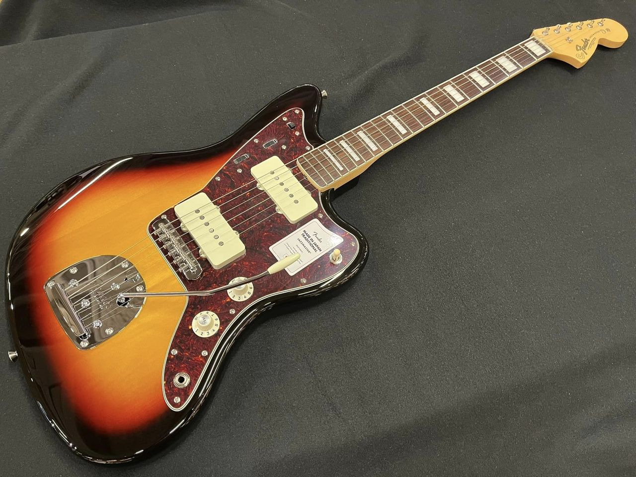 BodyBasswoodFENDER LATE 60S JAZZMASTER 2023 最後値下がり - ギター