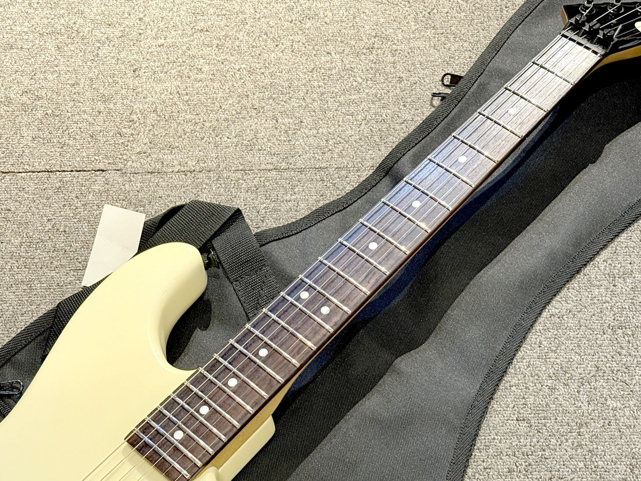 Charvel Model 2 Pearl White（中古）【楽器検索デジマート】