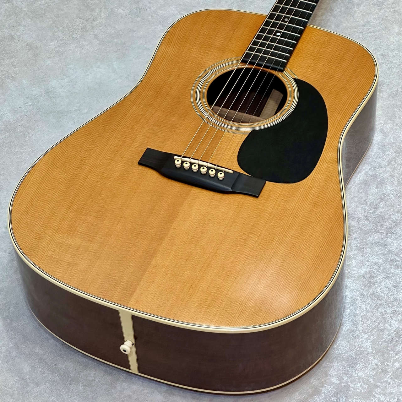 Martin D-28 2004〜2005年製【新品ギグケース付】 Martin D-28 Acoustic Guitar 2004-2005 Vintage with New Gig Case