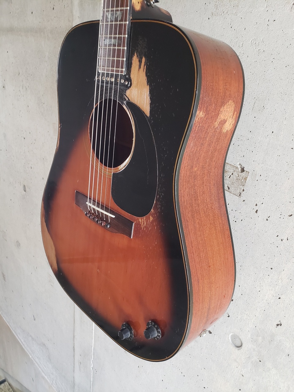 Gibson J-160E 1976年製（ビンテージ）【楽器検索デジマート】