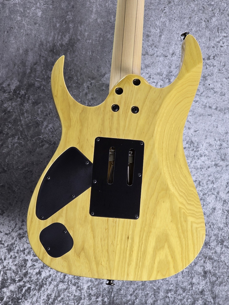 Ibanez RG652AHM 
