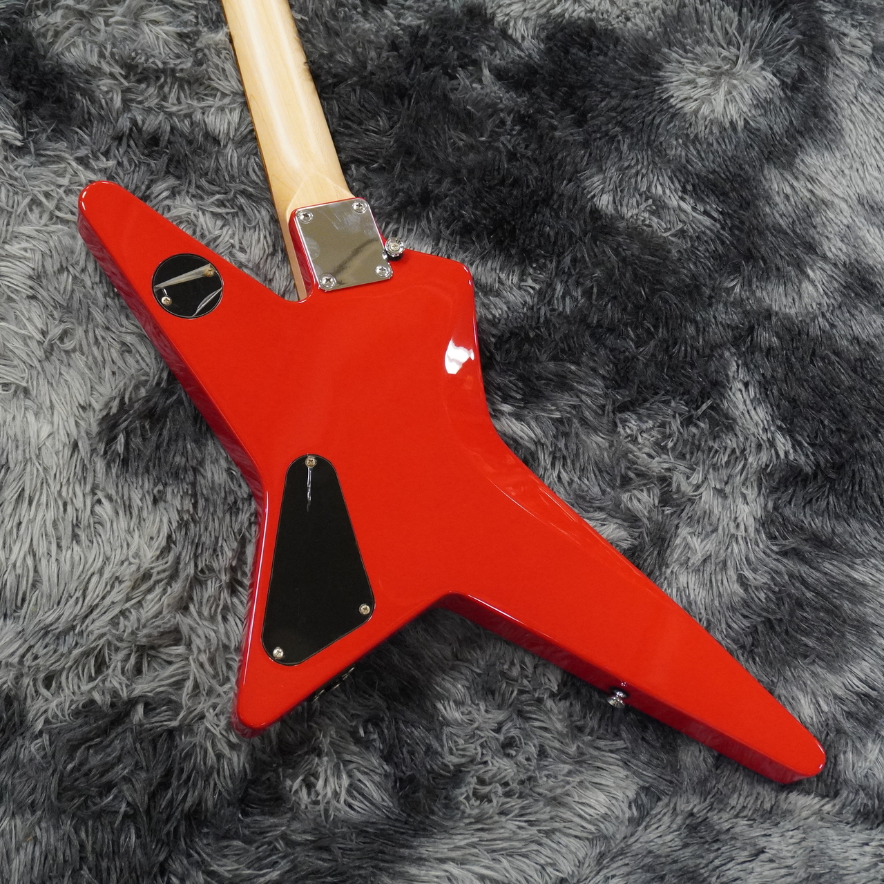 ギター chika_satoh アニメ「ぼっち・ざ・ろっく！」で後藤ひとりが使用する“特注仕様”を